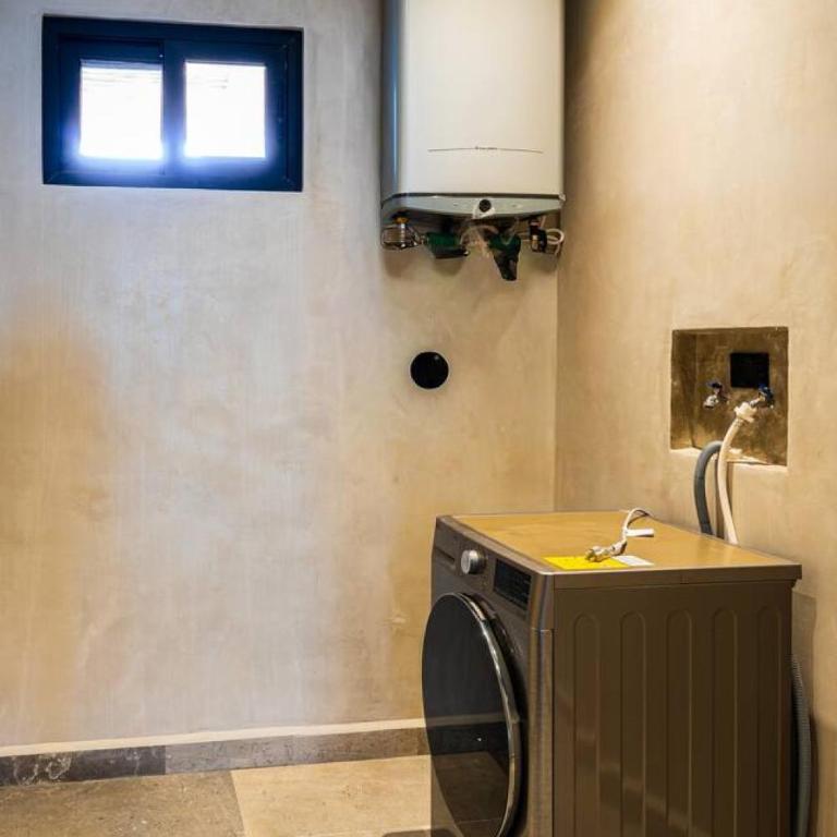 Luxury Beachfront 1BR Apt 303 Neea Bahia Soliman - Apartamento - 28
