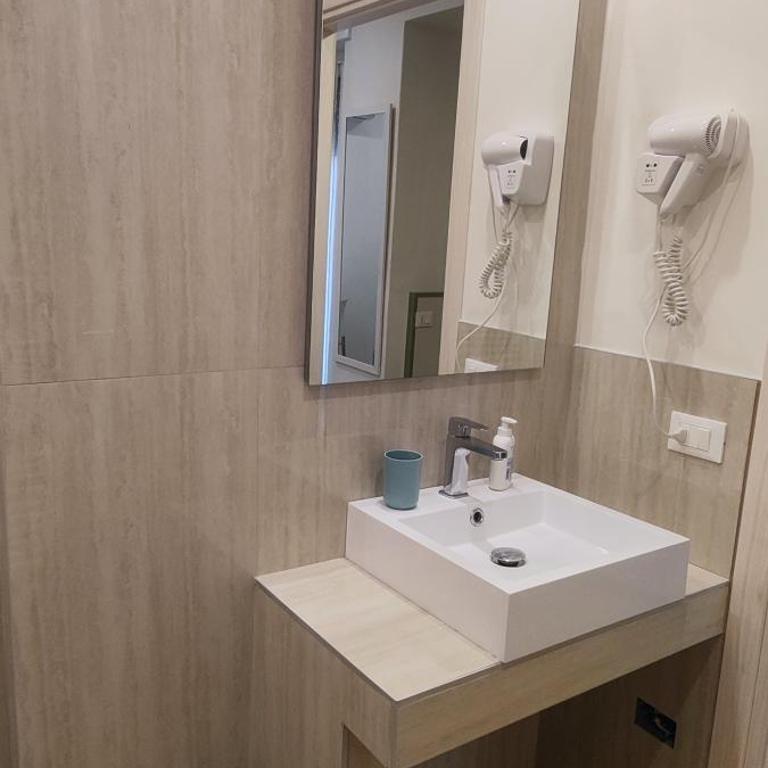 vroom508 - Camera Matrimoniale con Bagno Privato - 8