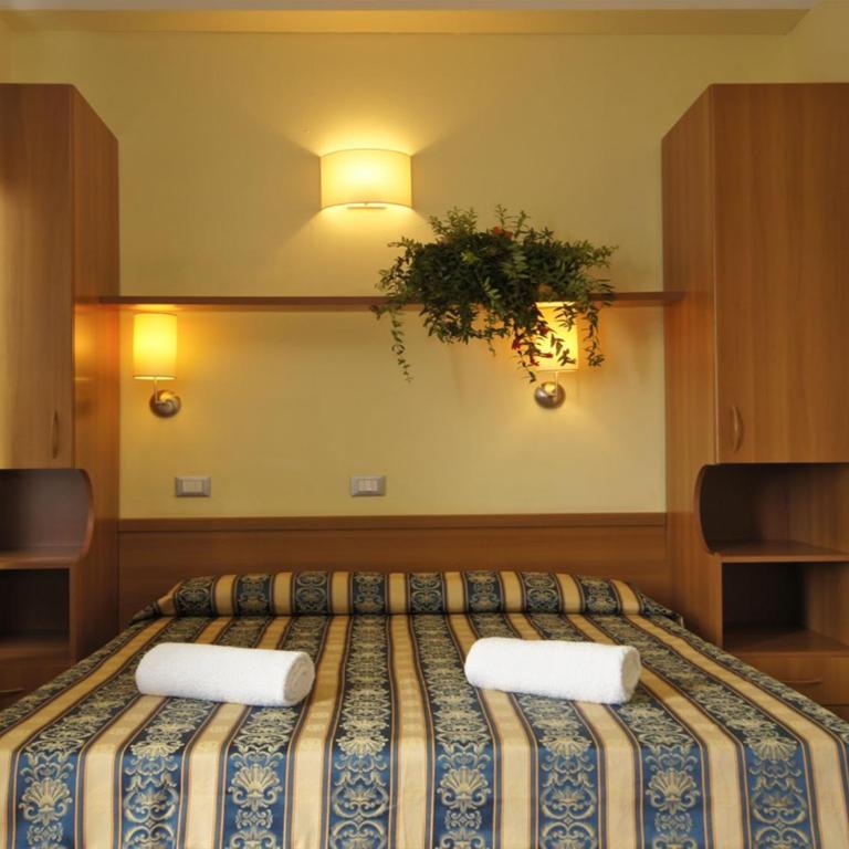 Hotel Promenade Universale - Camera Superior Matrimoniale/Doppia con Letti Singoli - 3