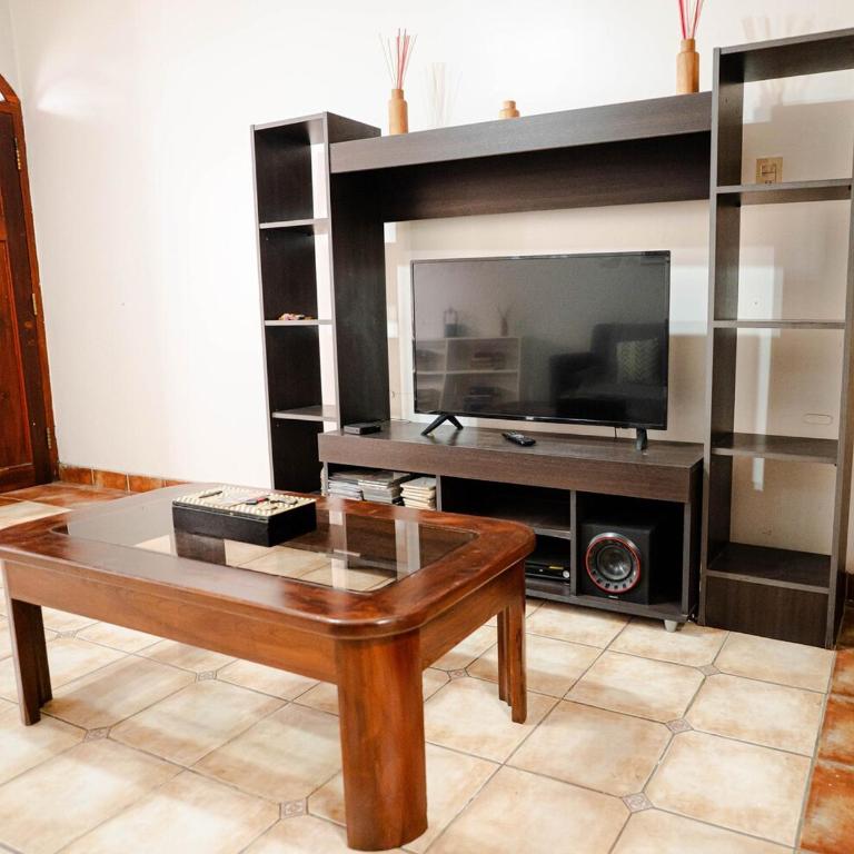 BT Homes - Refugio urbano con encanto en el corazón de Salta - Casa de 2 dormitorios - 4