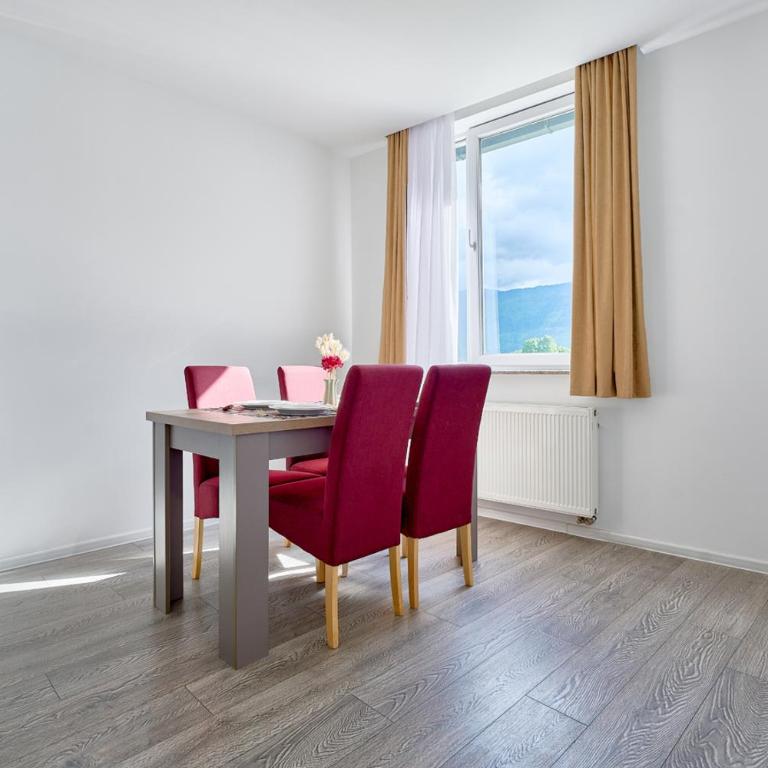 Regency Aparthotel Sarajevo - Two-Bedroom Deluxe Apartment - 5