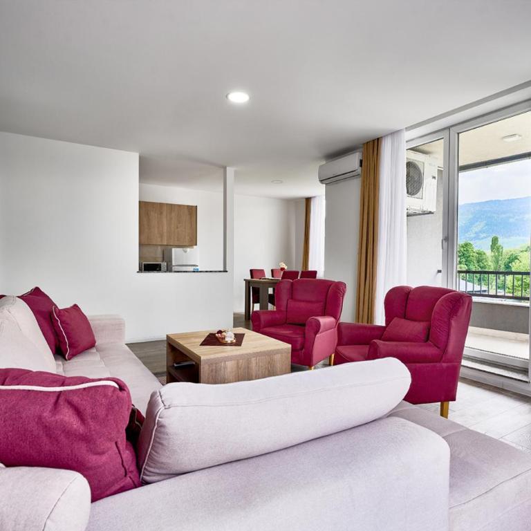 Regency Aparthotel Sarajevo - Two-Bedroom Deluxe Apartment - 10