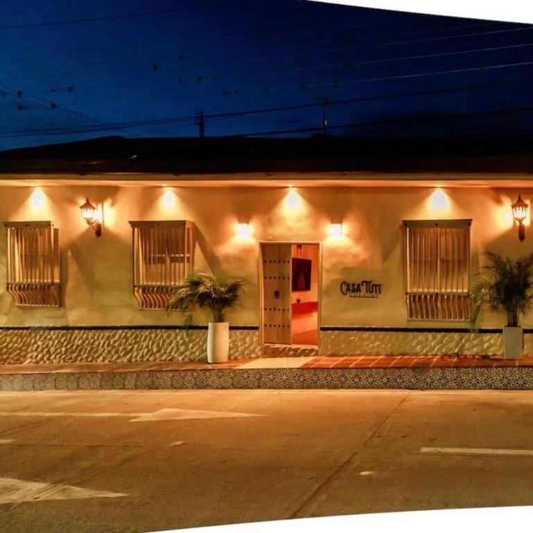 Hermosa Casa Colonial En El Centro De Guaduas - Casa de 2 dormitorios - 3