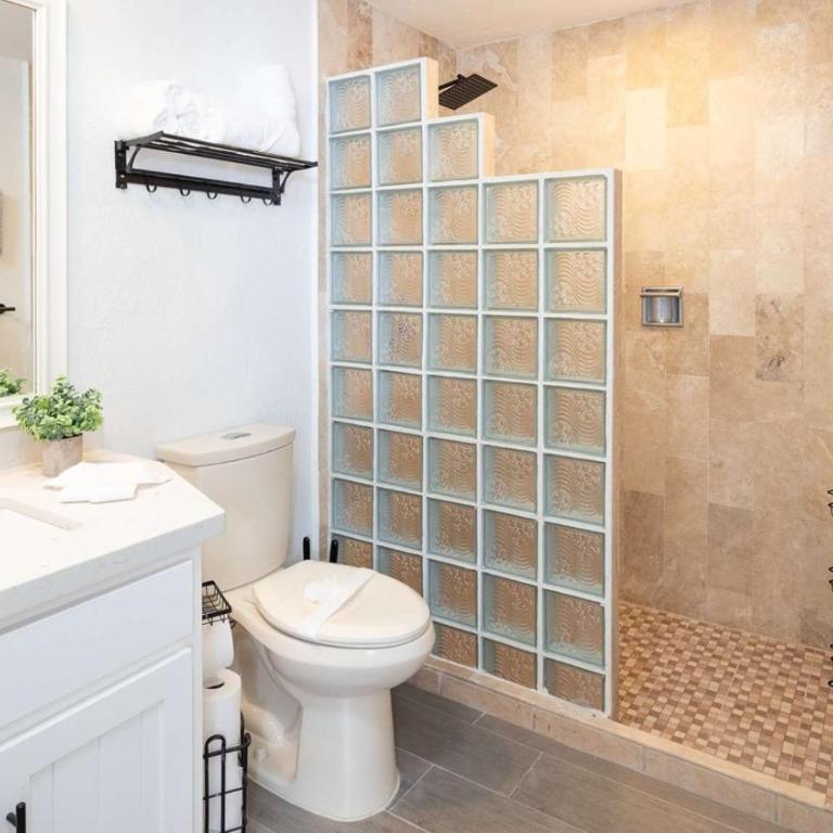 Stunning 5th-Level Condo w Pool Princesa E-504 - Apartamento - 15