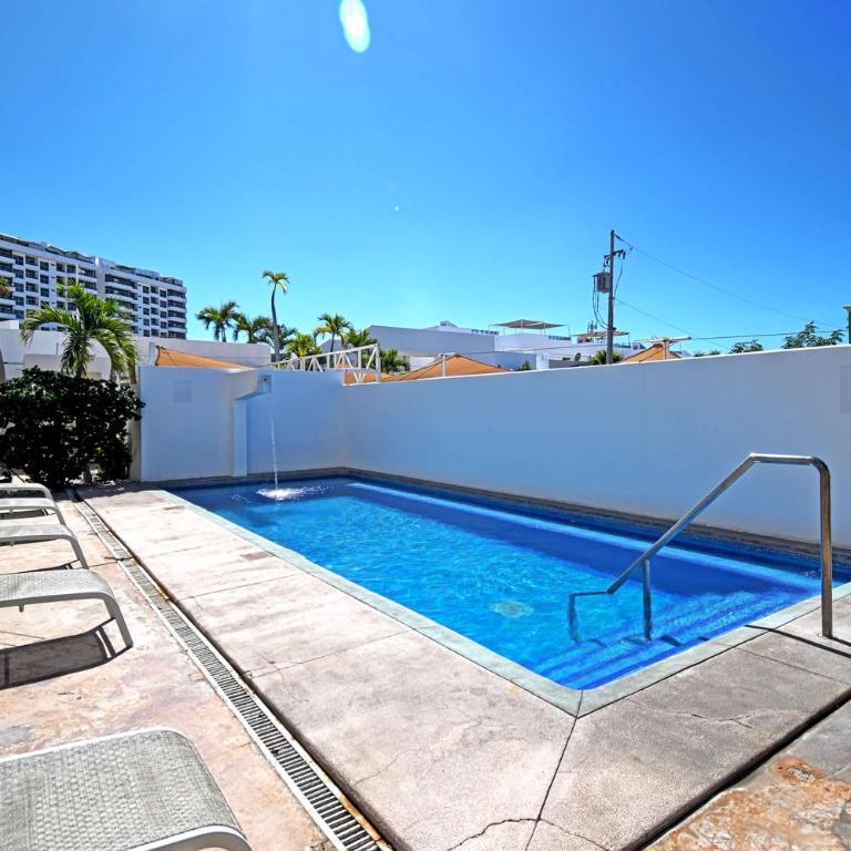 Breathtaking Ocean Views Pool & Balcony Bliss - Apartamento - 29