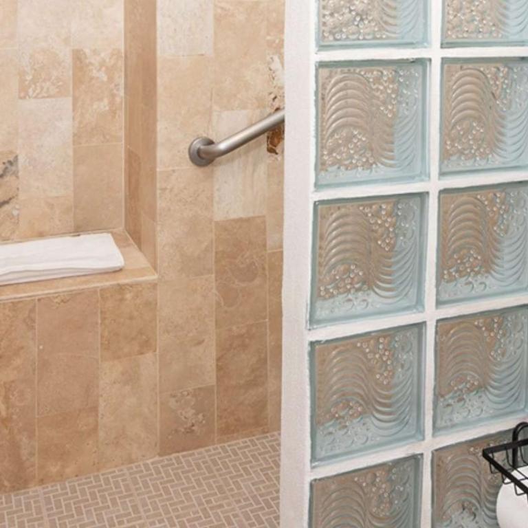 Stunning 5th-Level Condo w Pool Princesa E-504 - Apartamento - 25