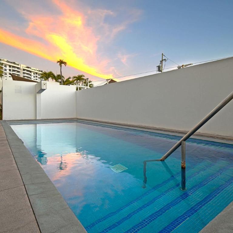 Breathtaking Ocean Views Pool & Balcony Bliss - Apartamento - 39
