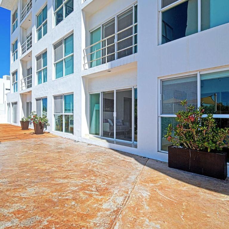Breathtaking Ocean Views Pool & Balcony Bliss - Apartamento - 44