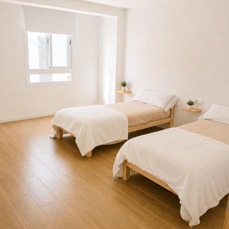 Apartamento Familiar XXL, Tenerife, Icod de los Vinos - Three-Bedroom Apartment - 4