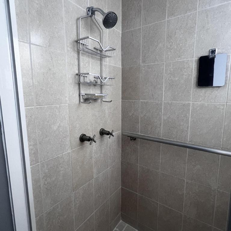 Hidden Gem - Spacious, Quiet & Elegant Home - Three-Bedroom House - 27