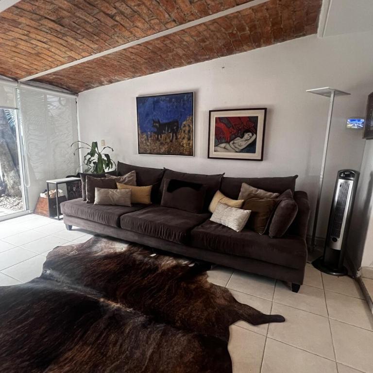 Hidden Gem - Spacious, Quiet & Elegant Home - Three-Bedroom House - 43