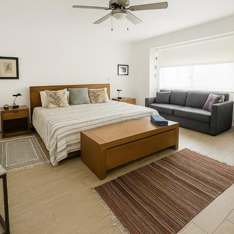 Hidden Gem - Spacious, Quiet & Elegant Home - Three-Bedroom House - 49
