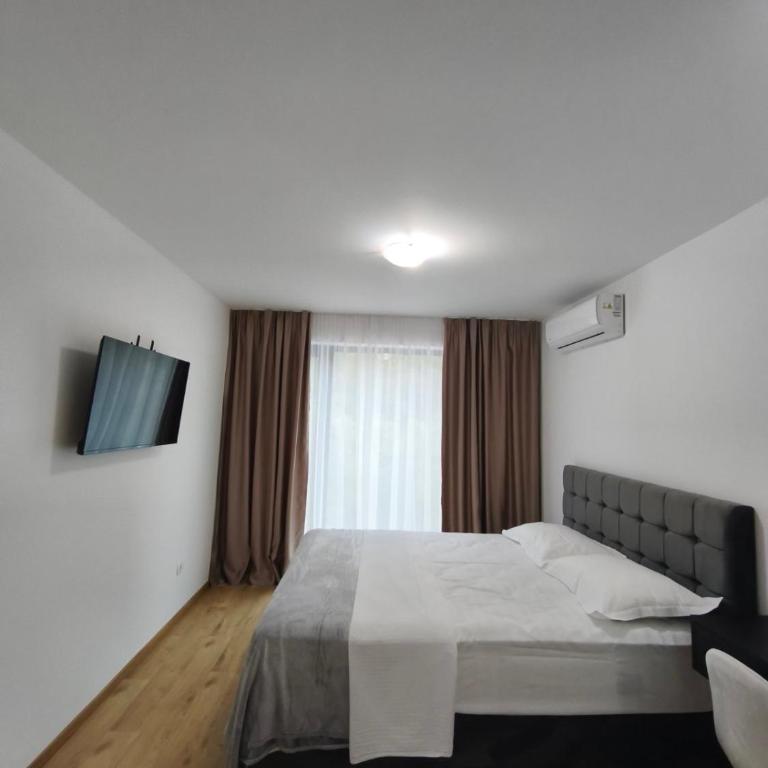 Sound of Silence Apartments - Studio - 5