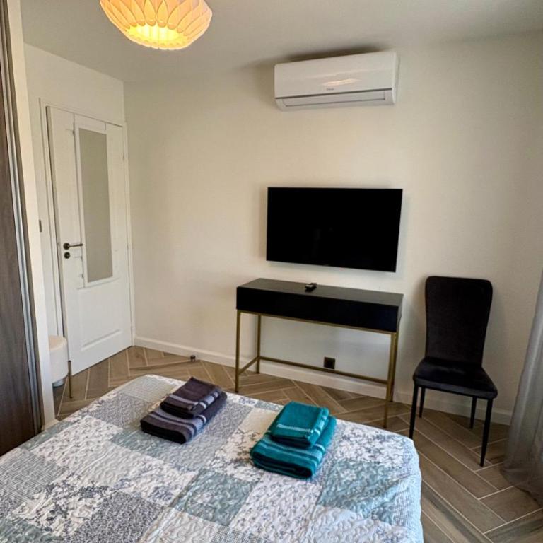 Appartement 2 chambres, climatisé, 450m de la mer, 150m du centre St Aygulf - Appartamento con 2 Camere da Letto, Terrazza e Vista Mare - 26
