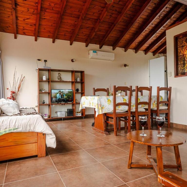 BT homes - Casa para relajar y conectar Jardín y cochera - Casa de 2 dormitorios - 1