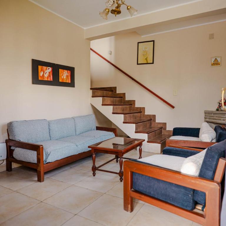 BT homes - Casa para relajar y conectar Jardín y cochera - Casa de 2 dormitorios - 40