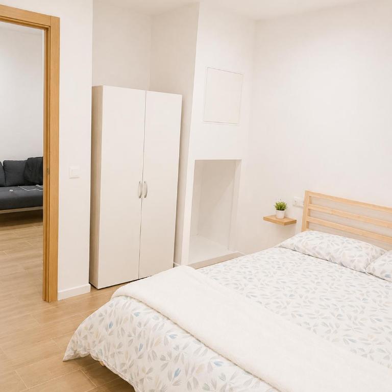Apartamento Familiar XXL, Tenerife, Icod de los Vinos - Three-Bedroom Apartment - 1