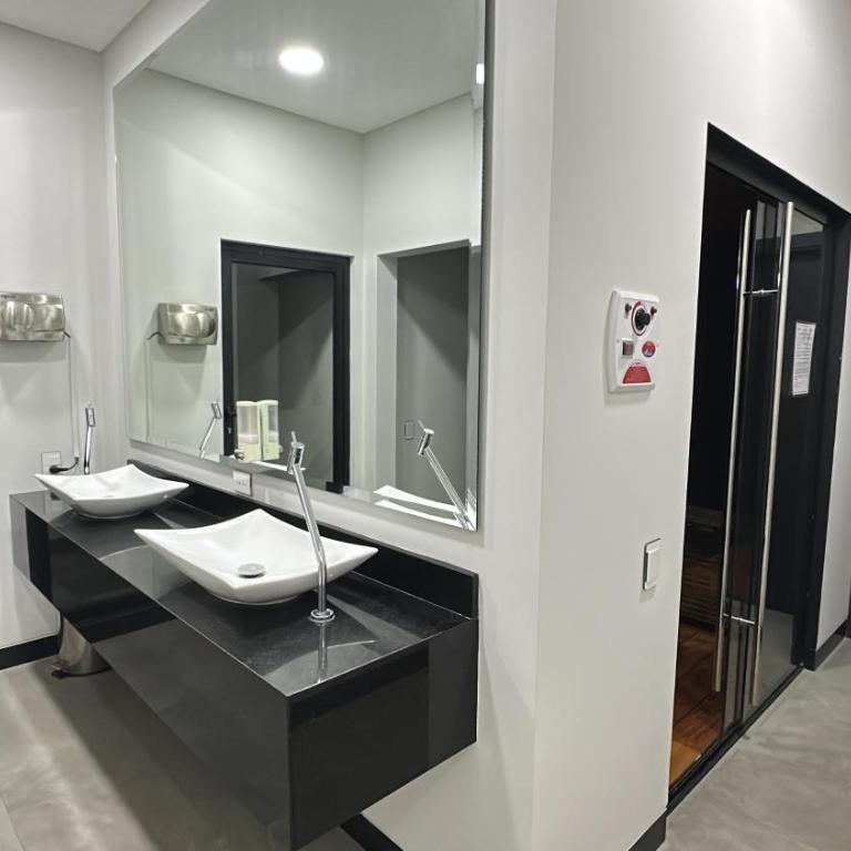 Mono ambiente en Equipetrol - Edificio La Foret - Apartamento de 1 dormitorio - 11