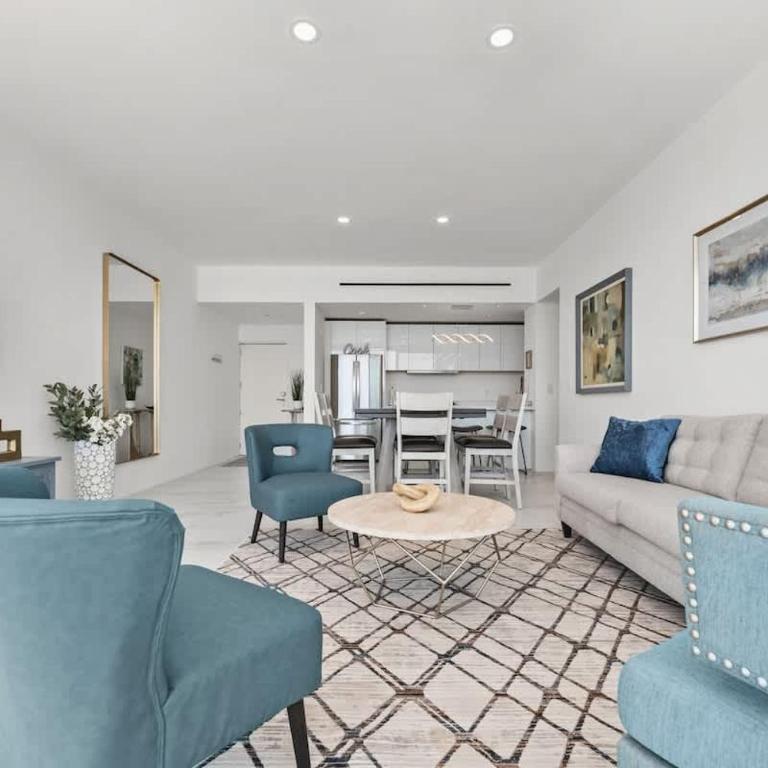 Great Location 3BR Condo walk to Beach & Downtown - Apartamento - 1