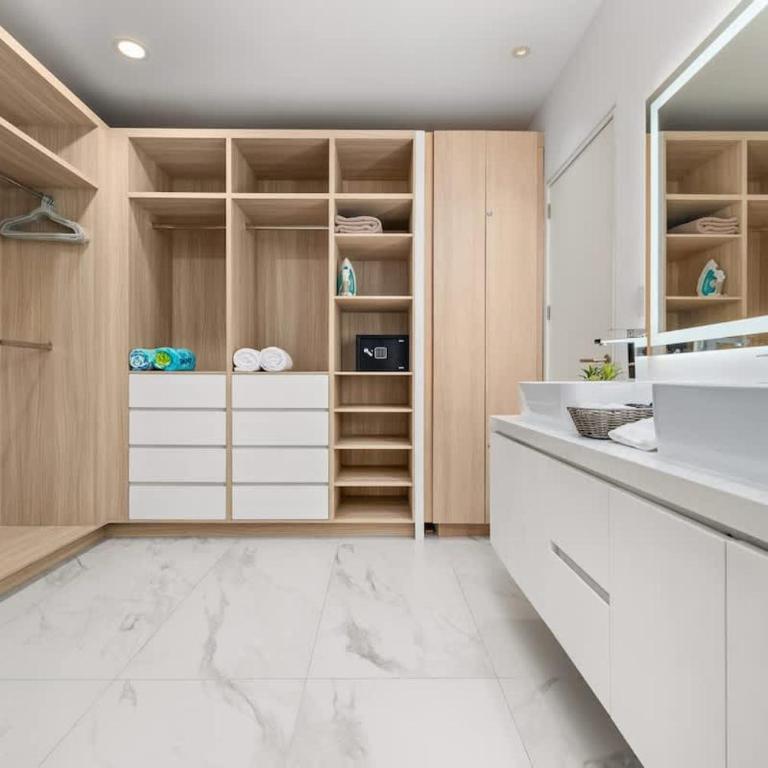 Great Location 3BR Condo walk to Beach & Downtown - Apartamento - 20