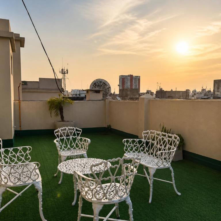 Hotel Lyon by MH - Habitación Cuádruple con terraza - 7
