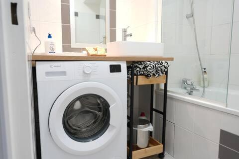 Studio modern avec terrasse et parking a 15 min de cannes - Appartement 1 Chambre avec Terrasse - 6