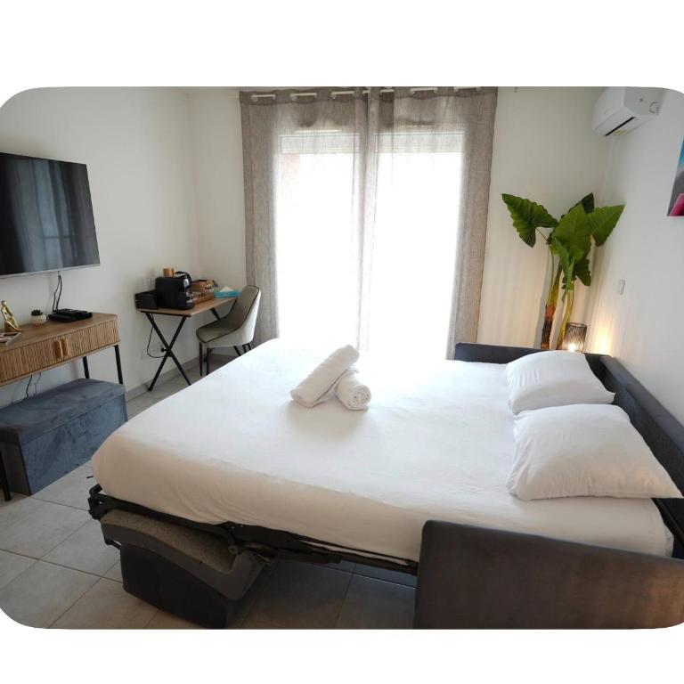 Studio modern avec terrasse et parking a 15 min de cannes - Appartement 1 Chambre avec Terrasse - 17