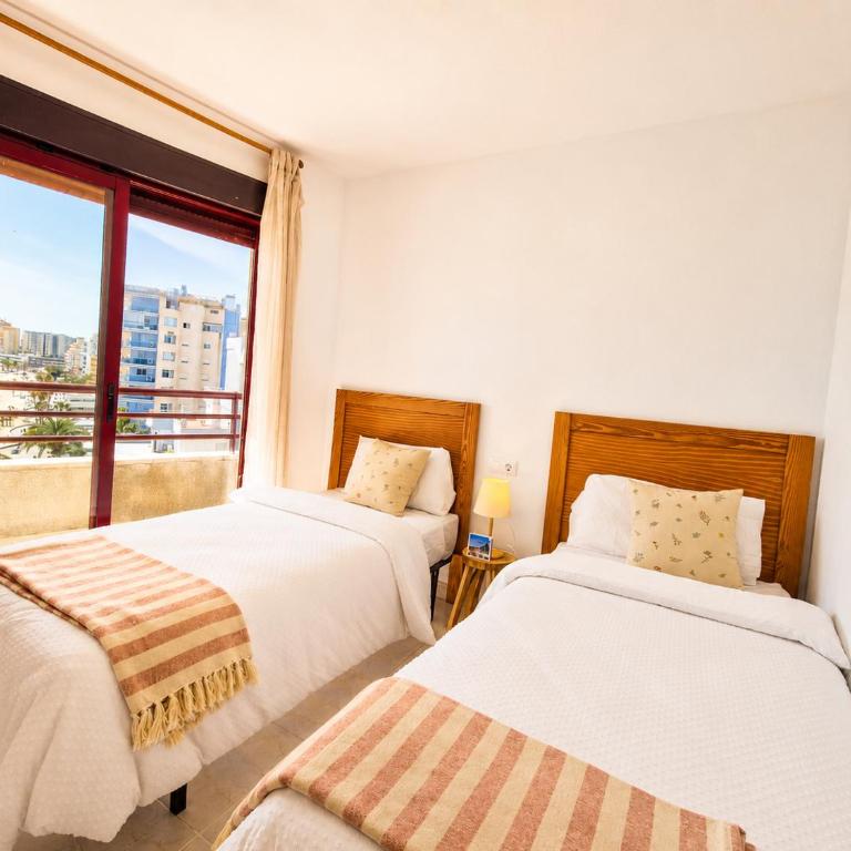 Apartamento Dúplex Aloha Calpe, primera línea de playa - Three-Bedroom Apartment - 14