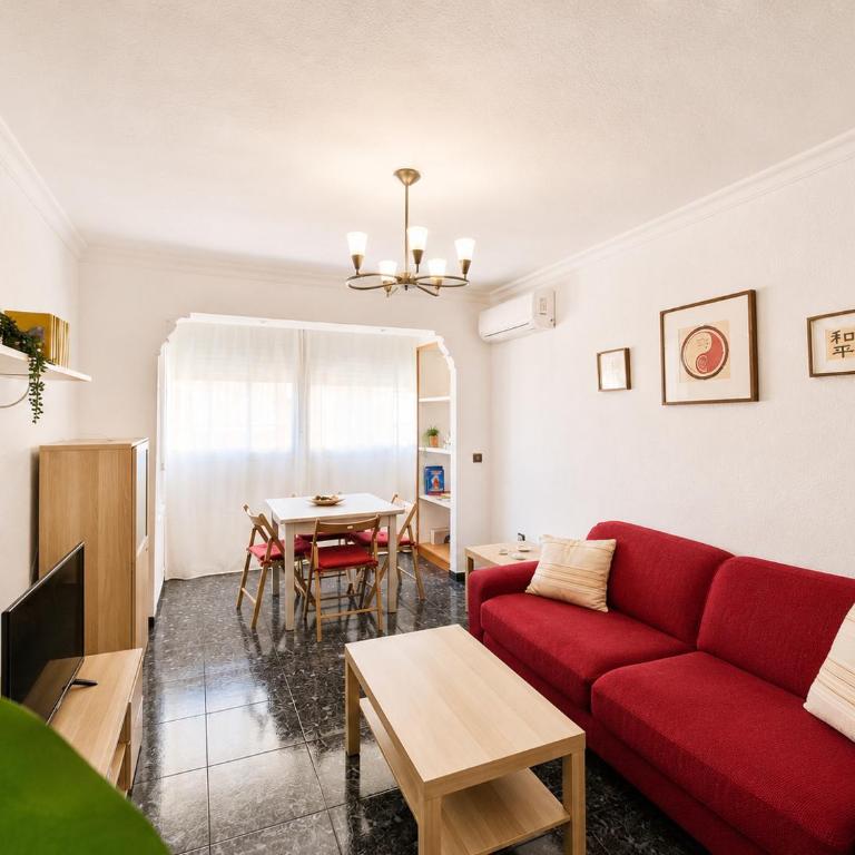 APARTAMENTO CASTILLA - Three-Bedroom Apartment - 3