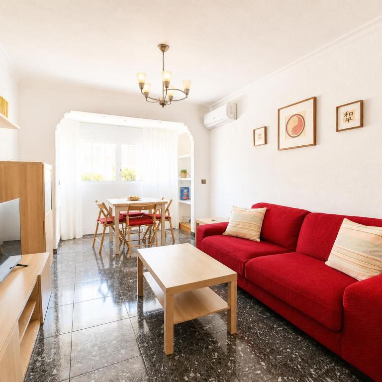 APARTAMENTO CASTILLA - Three-Bedroom Apartment - 13