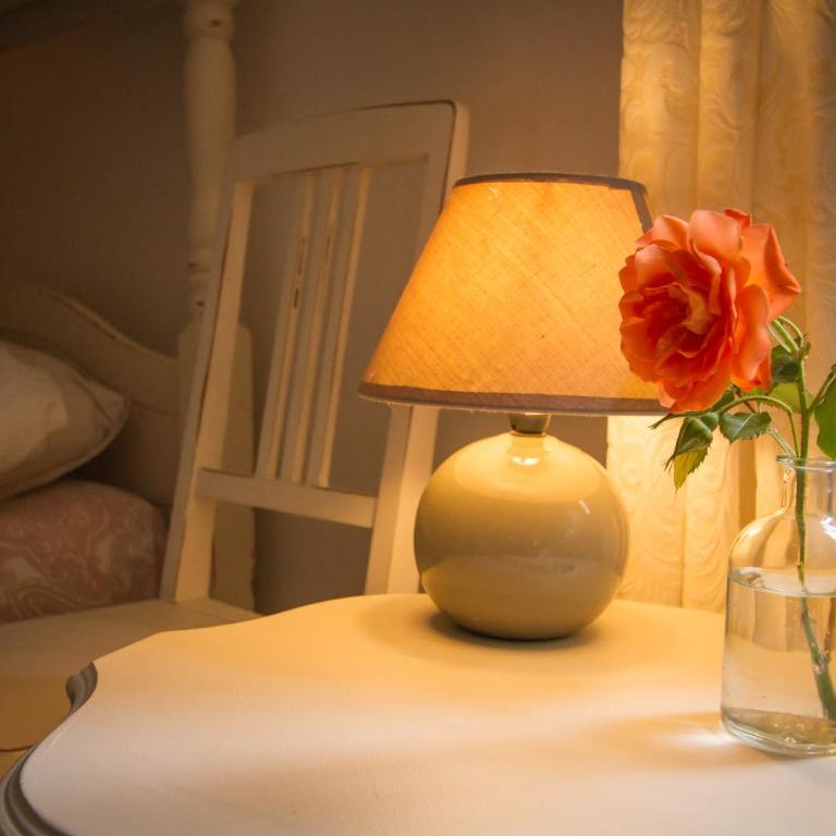 Bed and Breakfast Les Airelles - Chambre Familiale - Vue sur Montagne - 2