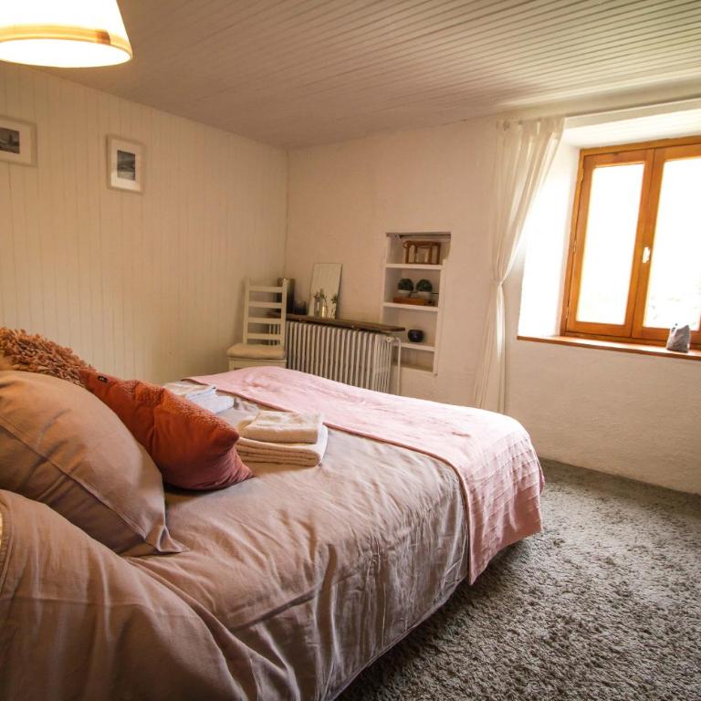 Bed and Breakfast Les Airelles - Chambre Double - Vue sur Montagne - 1