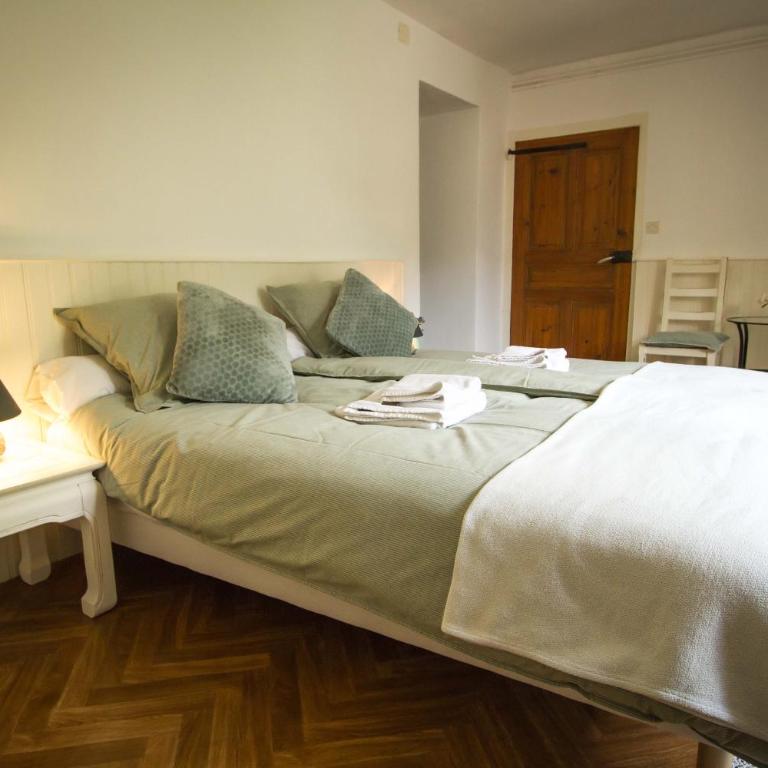 Bed and Breakfast Les Airelles - Chambre Lit King-Size - Vue sur Montagne - 3