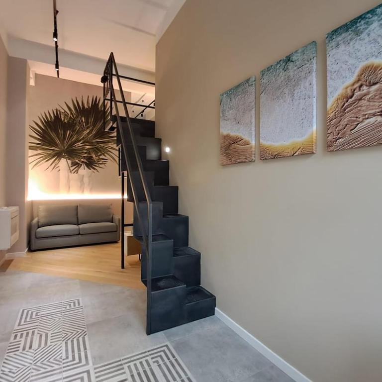 Seven House Central - One-Bedroom Apartment with Garden - 38