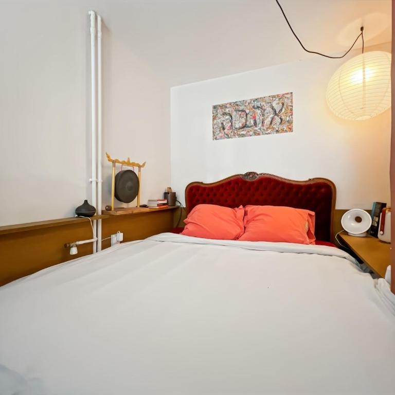 Sunny Flat Steps from Metro & Shops in Montmartre Area - Appartement 1 Chambre - 10