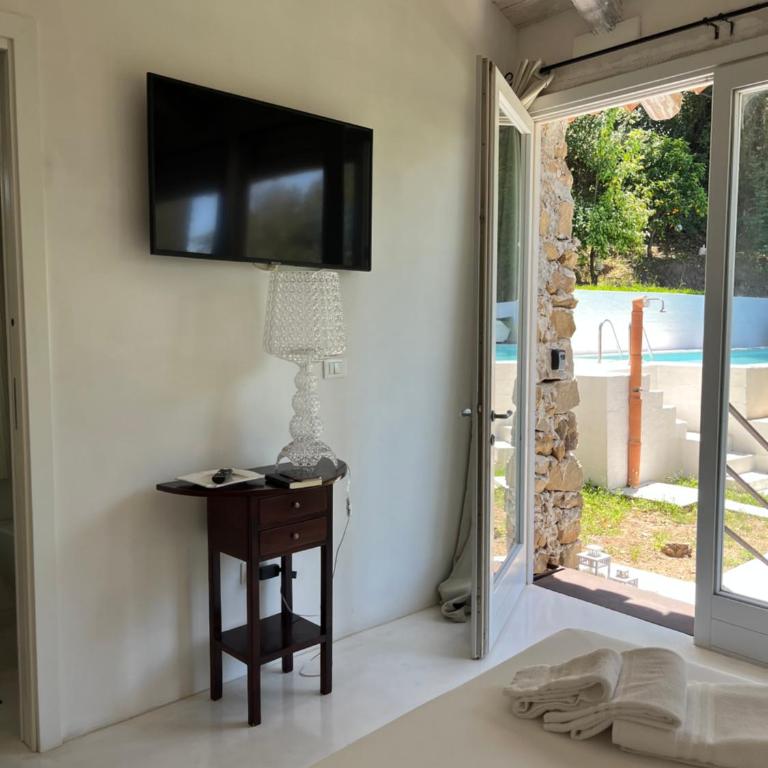La Casa del Nespolo - Exclusive Country Suites - Seaview Pool & Self Check-in - Camera King con Vista Piscina - 9