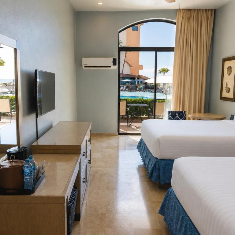 Peñasco del Sol Hotel - Deluxe Room Pool View with Patio 2 Queen Beds - 4