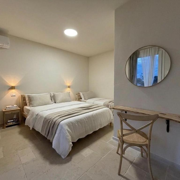 Borgo Santa Chiara - Camera Tripla con Bagno Privato - 1