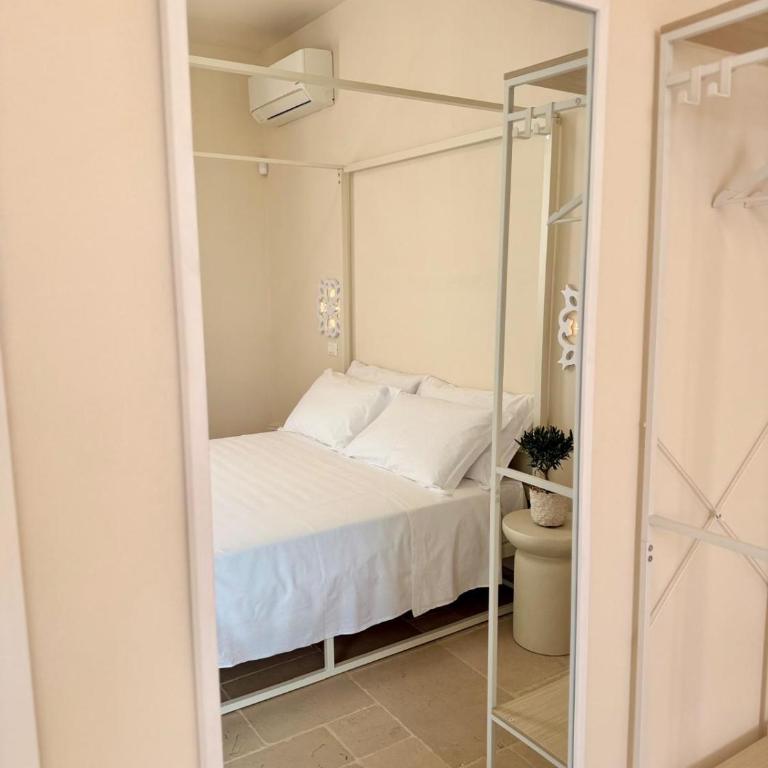 Borgo Santa Chiara - Camera Tripla con Bagno Privato - 6