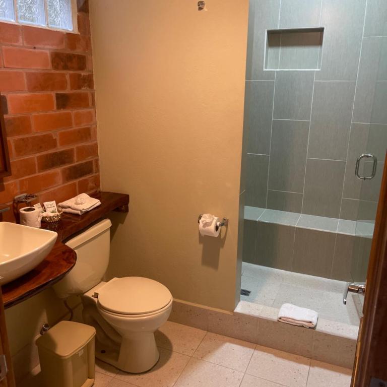Casa del Rio en MINDO - Family Double Room - 1