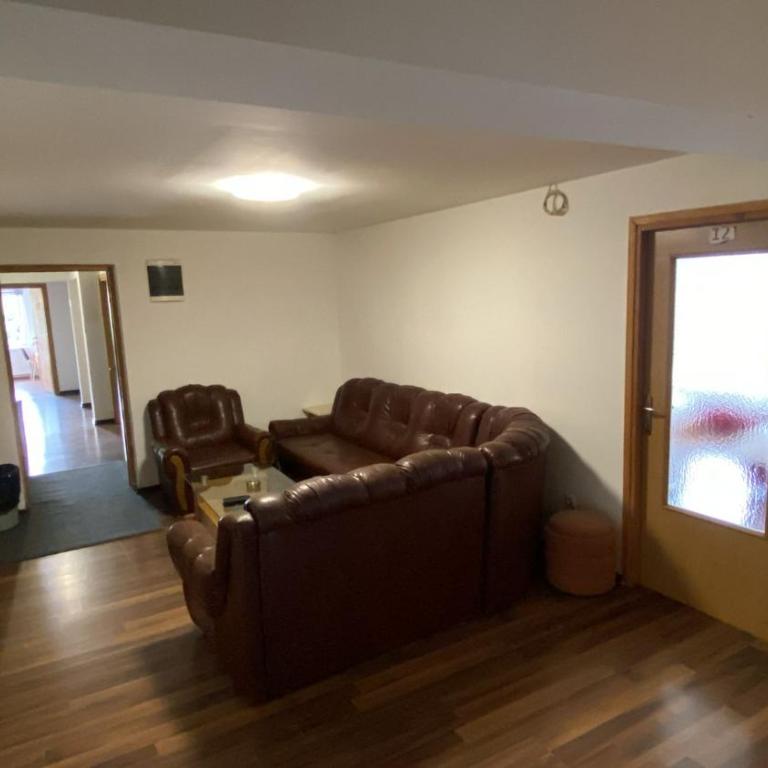 Otoka Hostel - Porodična Soba sa Zajedničkim Kupatilom - 3