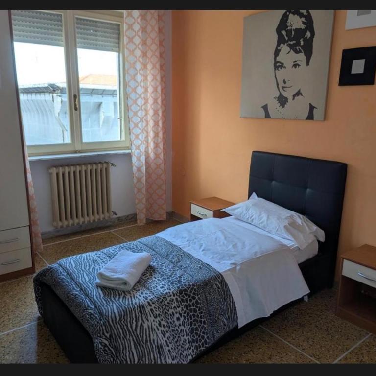 Pearl Pisa guest house - Single Room with Shared Bathroom - 1