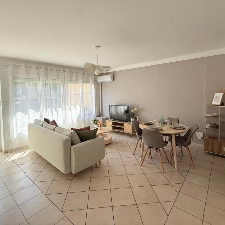 T2 climatisé au centre du village - Appartement 1 Chambre - 2