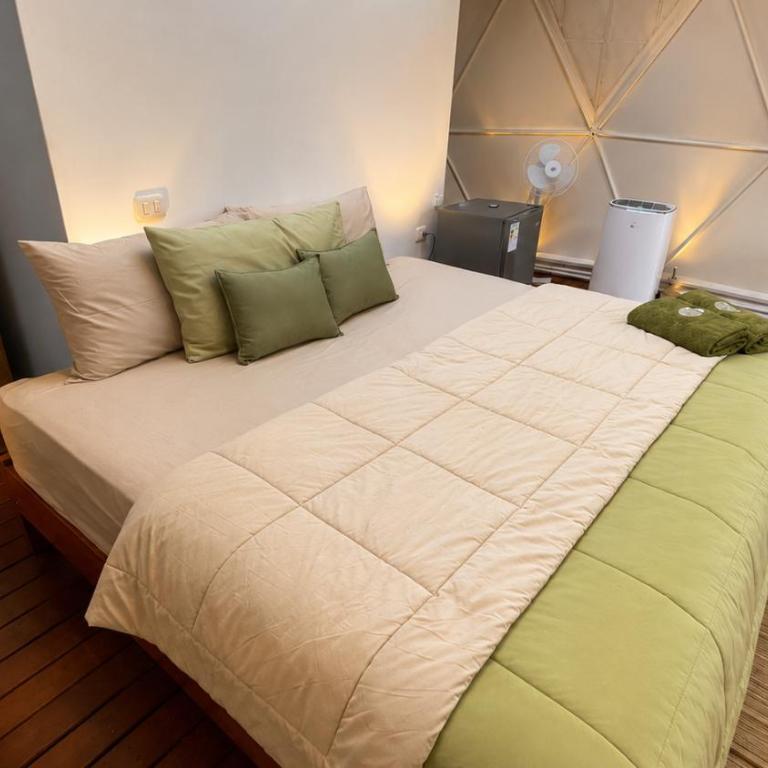 Shapaja Glamping - Deluxe Double or Twin Room - 22
