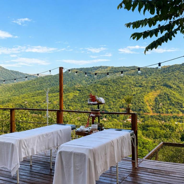 Shapaja Glamping - Deluxe Double or Twin Room - 21