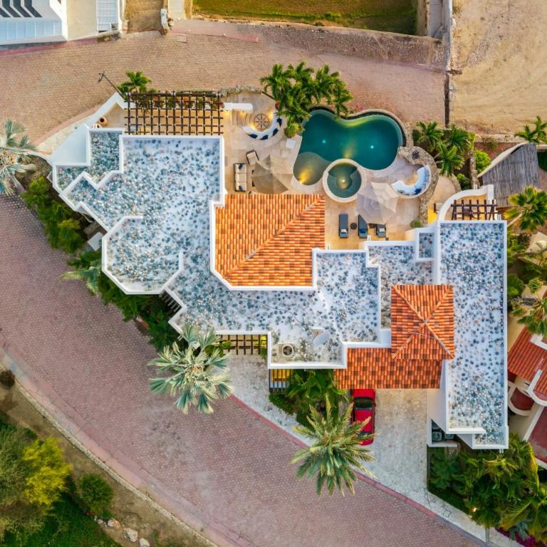 Casa Bella 5BR Ocean Views - Villa - 29