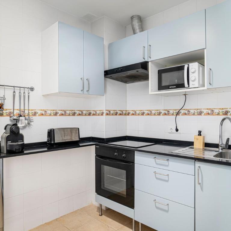 Luz y Relax en Conil, Tu refugio cerca de todo - Apartamento de 2 dormitorios - 8