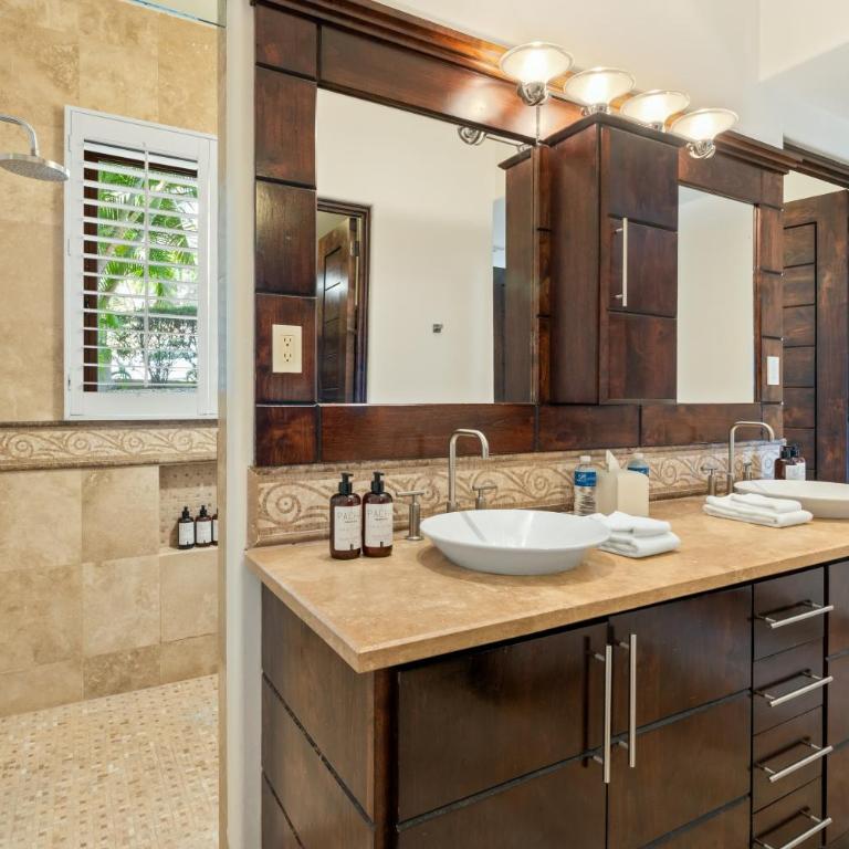 Casa Bella 5BR Ocean Views - Villa - 63