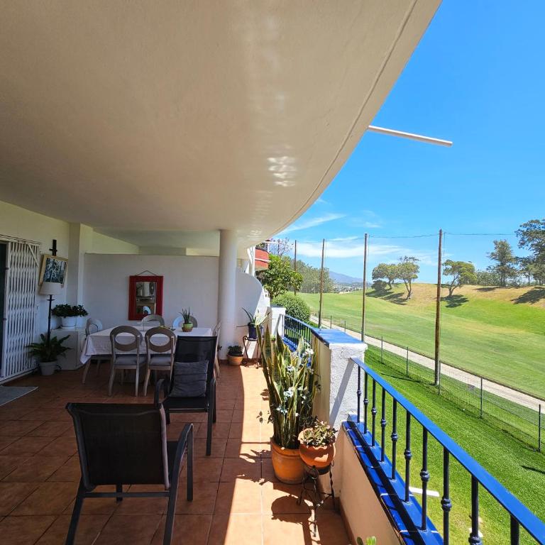 island of riviera golf beach mijas costa - Two-Bedroom Apartment with Private Pool - 16