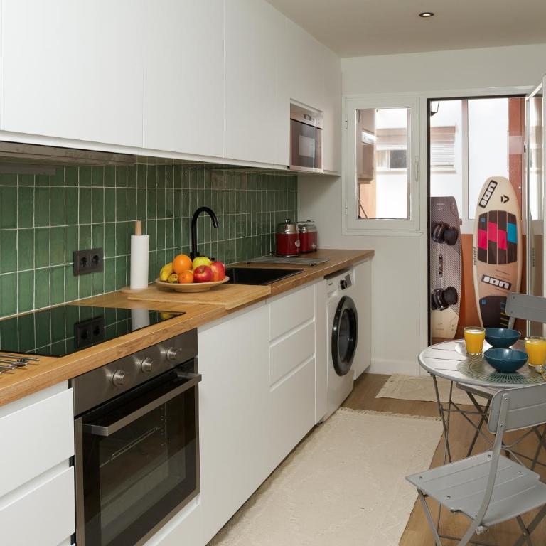 Salty Life · 2BR - Parking - 5min Walk to Beach - Apartamento de 2 dormitorios - 17